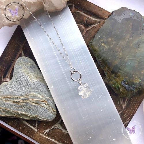 Clear Quartz Nugget Chip Silver Hoop Pendant Necklace